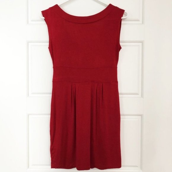 ***SOLD*** Red Summer Casual Flowy Sleeveless Short Dress with Pockets - Picture 4 of 6